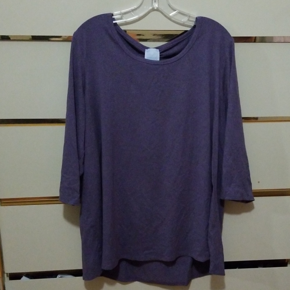 Super soft purple 3/4 sleeve top